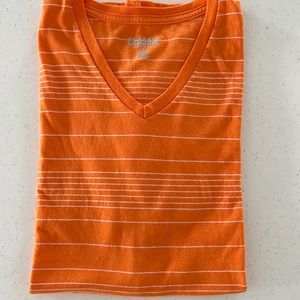 Men’s classic Old Navy short sleeve shirt